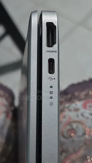 Laptop HP 15-Dy1031wm 8GB Intel Core I5 HDD 256GB