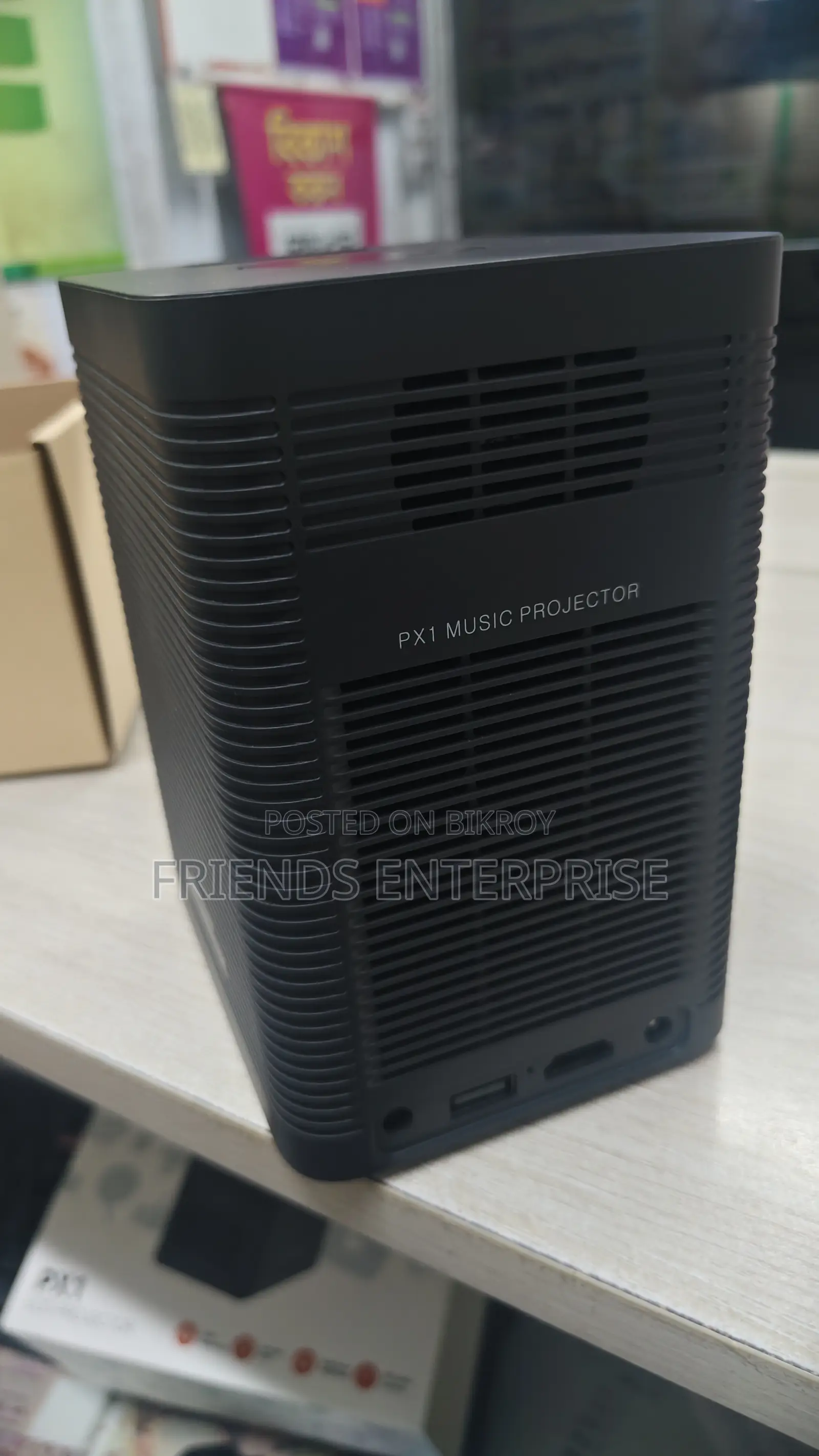 Projector Xinji Px1