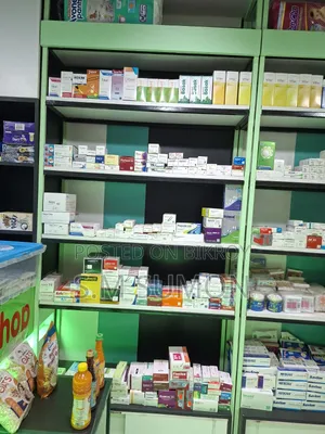 ফার্মেসি এবং গ্রোসারি র‍্যাক