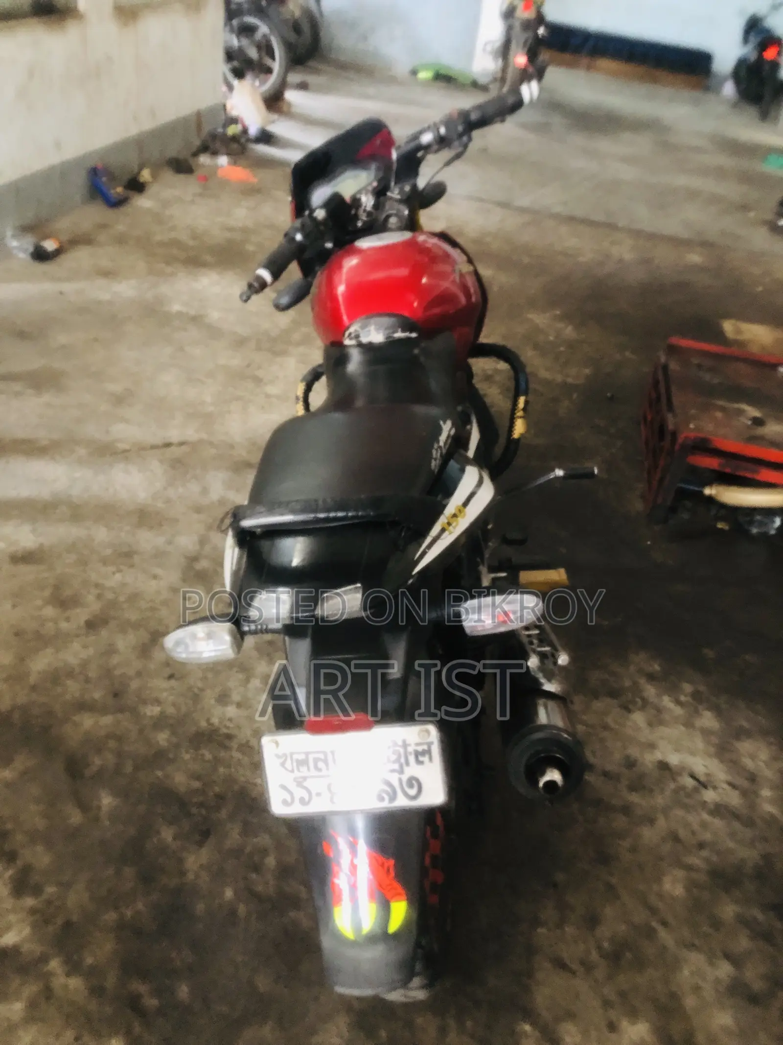 Bajaj Pulsar N150 2013 Red