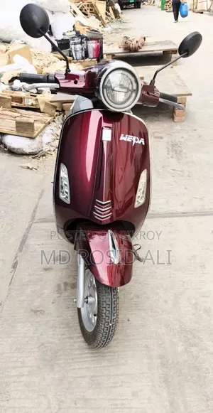 Vespa 100 Sport 2025 Red