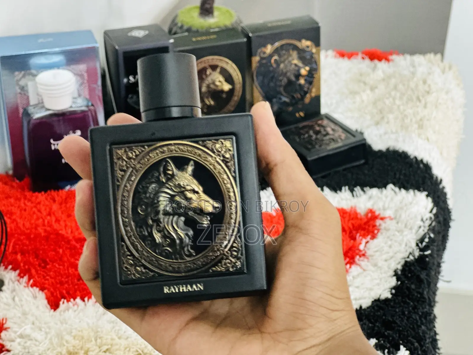 Wolf perfume