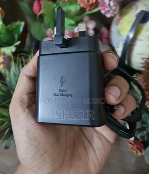 স্যামসাং ৪৫ ওয়াট সুপারফাস্ট চার্জার বিক্রয়