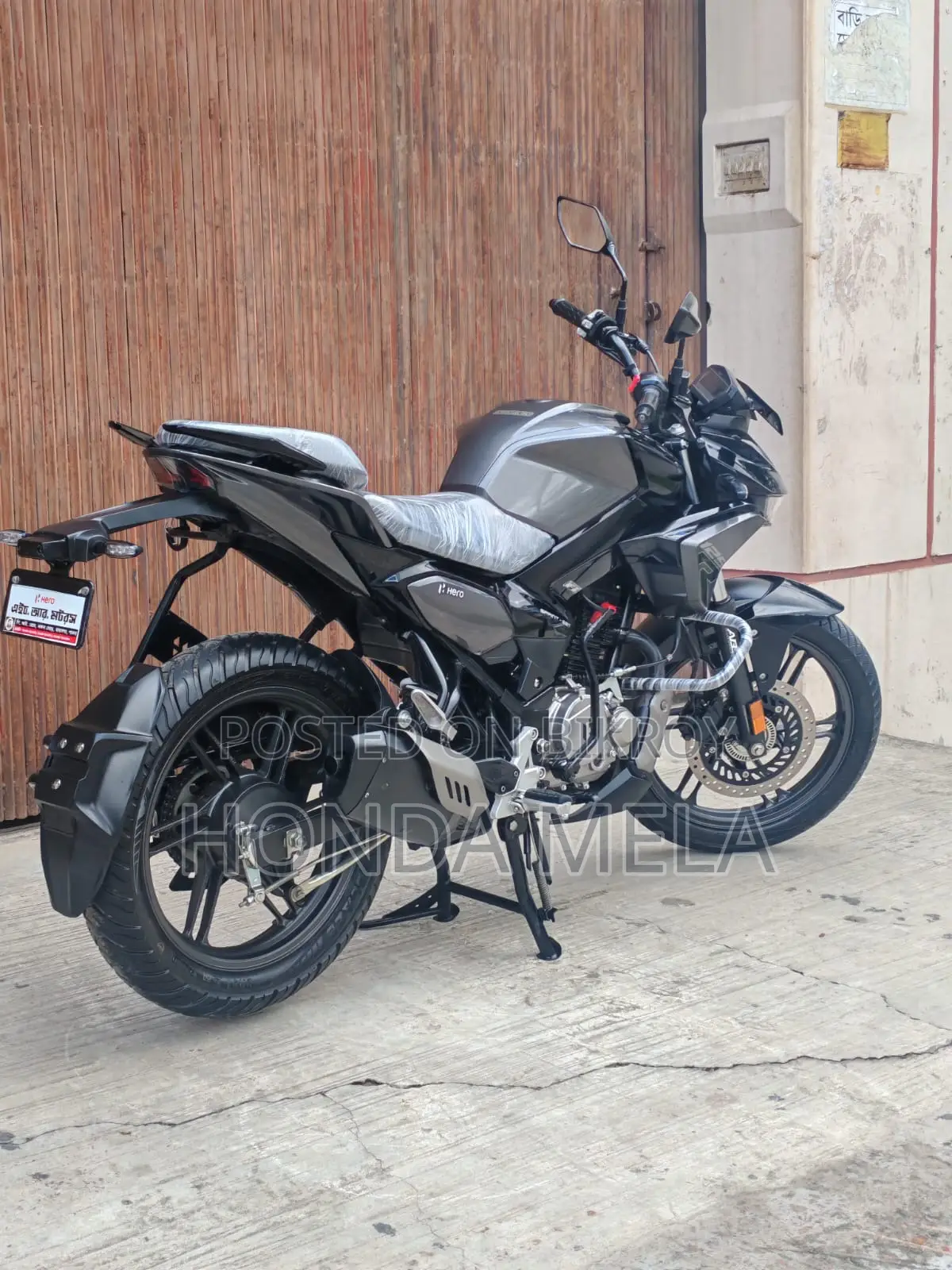 Hero Xtreme 125R 2025 Black
