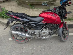 বাজাজ পালসার ১৫০ ২০১৪ লাল