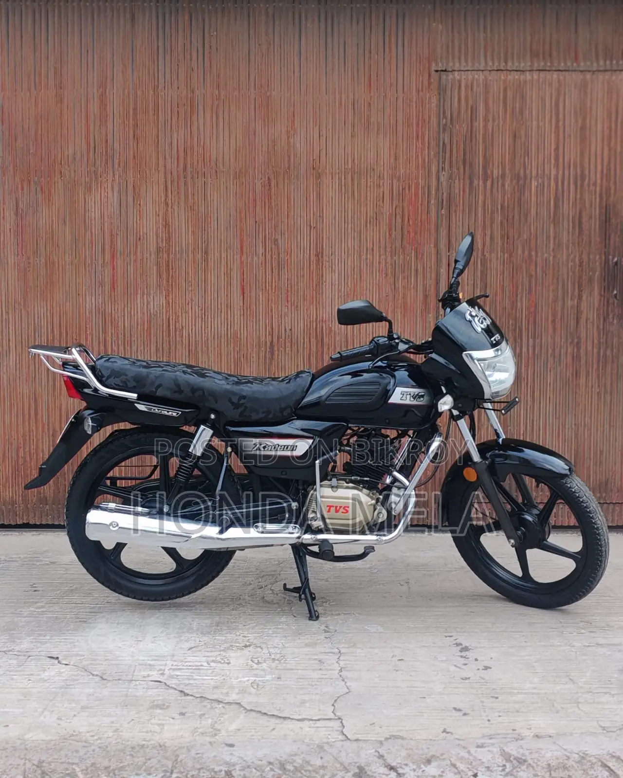 TVS Radeon 2020 Black