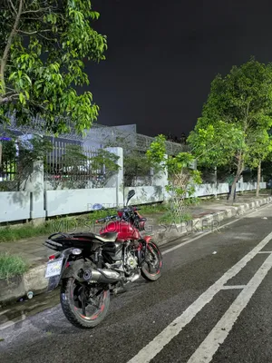 বাজাজ পালসার ১৫০ ২০১৪ লাল