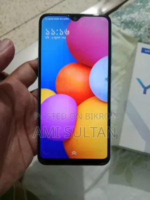 Vivo Y1s 32 GB Blue