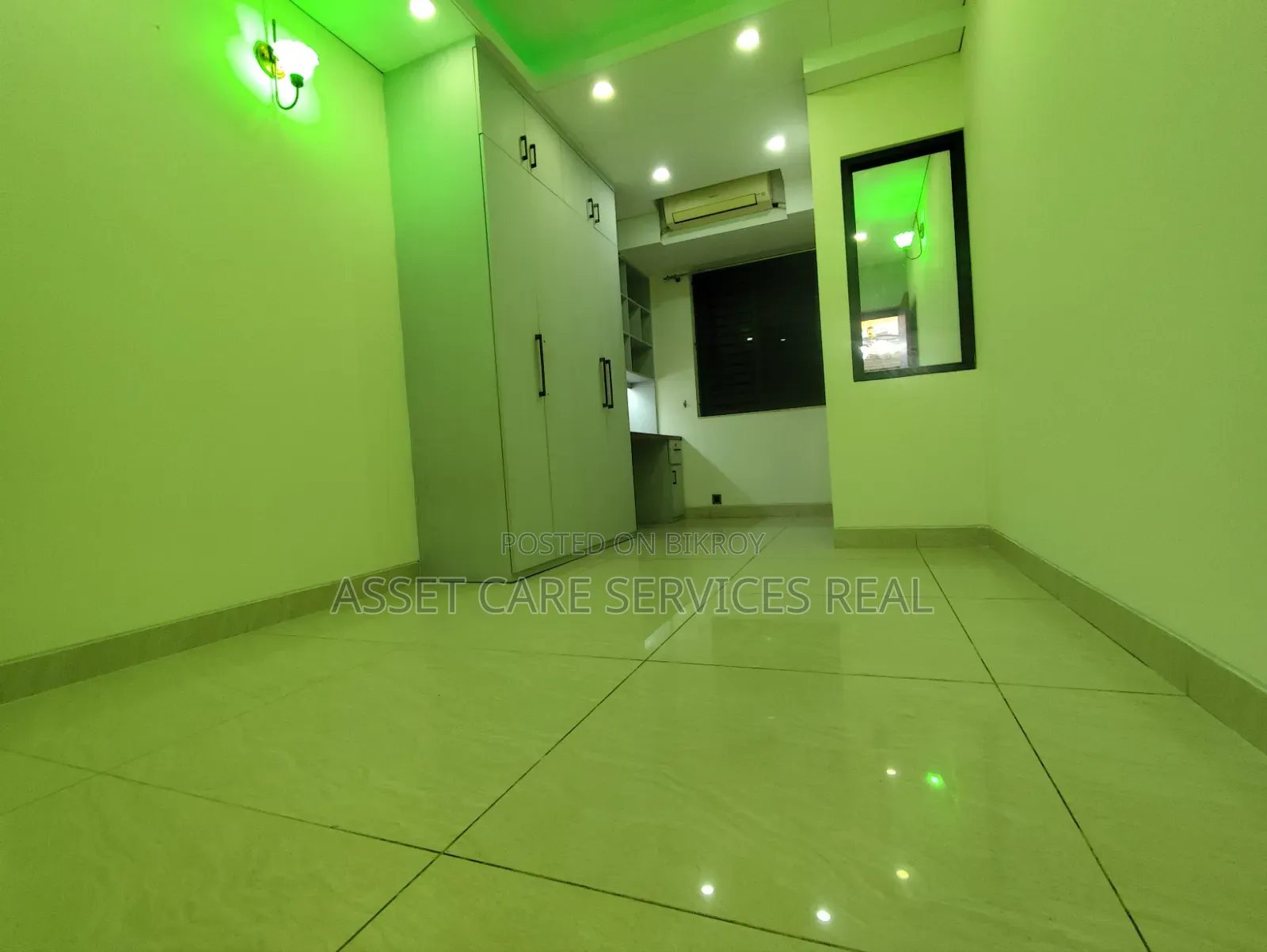 4-Bedroom Apartment in Shanta, Ramna for Rent