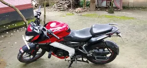 Bajaj Pulsar NS 160 2018 Red