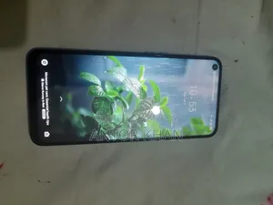রিয়েলমি ৬ ৬৪ জিবি নীল