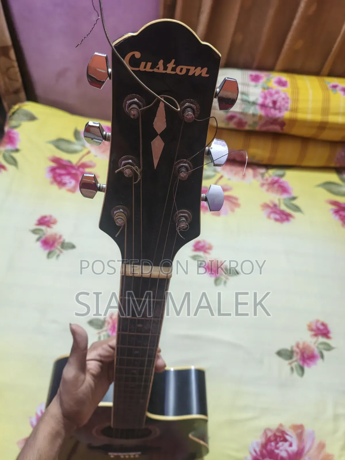 গিটার প্রফেশনাল কাস্টম