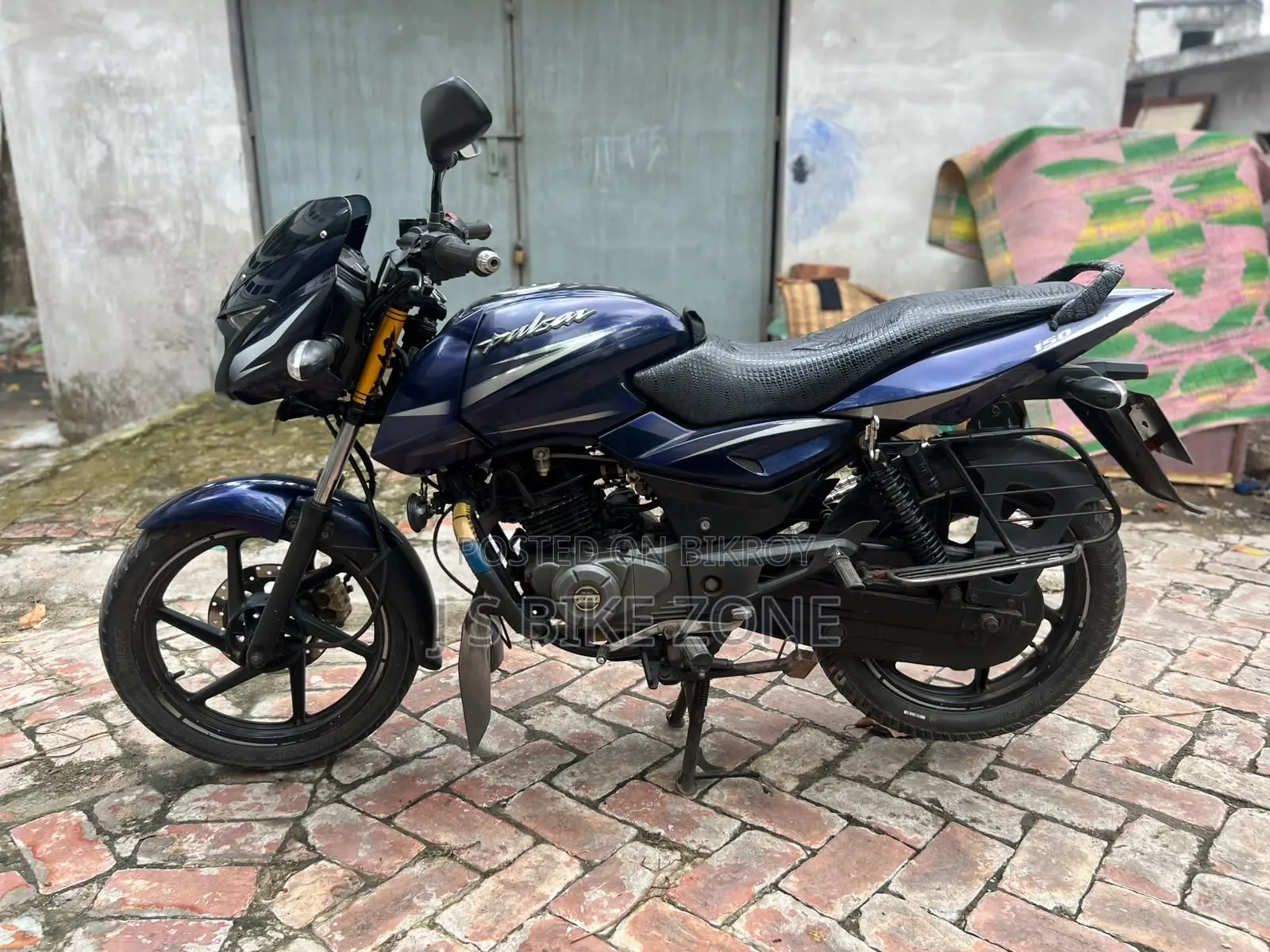 Bajaj Pulsar 150 2017 Blue
