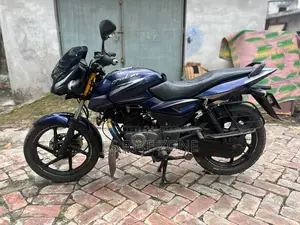 Bajaj Pulsar 150 2017 Blue