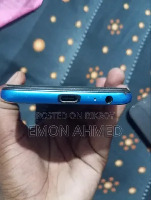 Walton 32 GB Blue