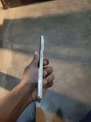 স্যামসাং গ্যালাক্সি এস২০ এফই ১২৮ জিবি সাদা