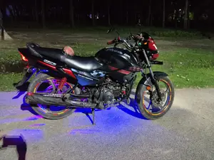 Hero Glamour 2015 Black