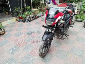 Hero Glamour 2015 Black