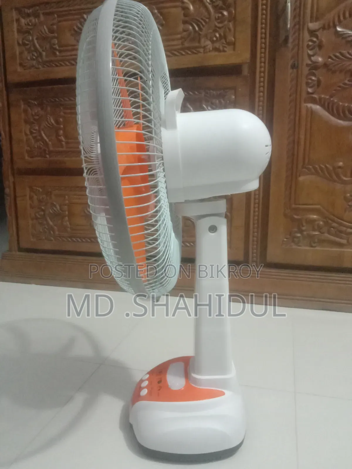 Rechargeable Fan 16 inch brand new