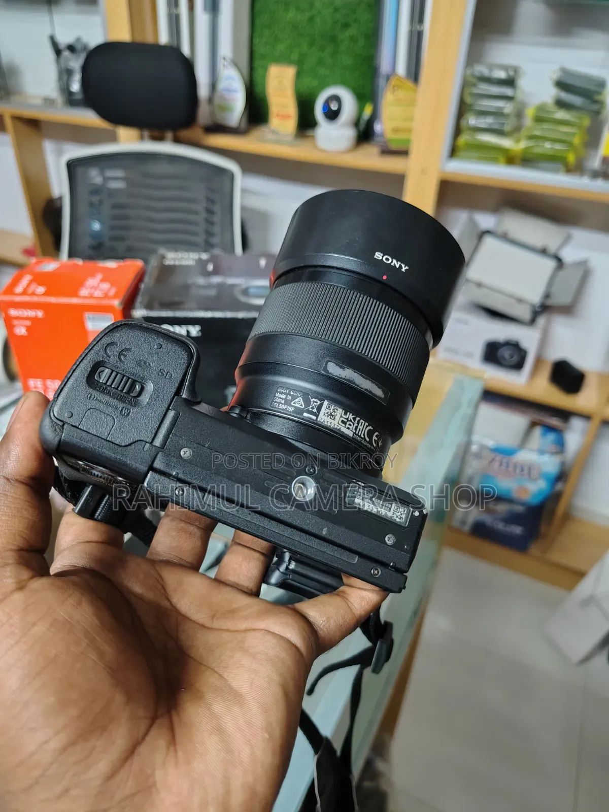 Sony A6400 Body With Sony 50mm Prime Lens 1.8