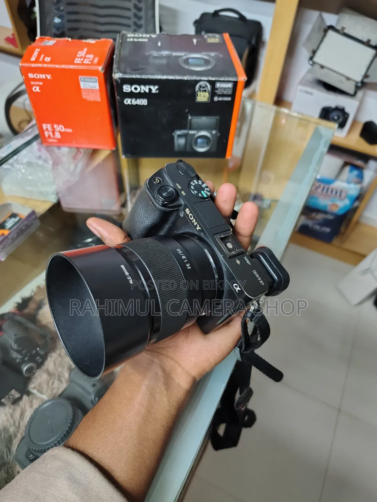 Sony A6400 Body With Sony 50mm Prime Lens 1.8