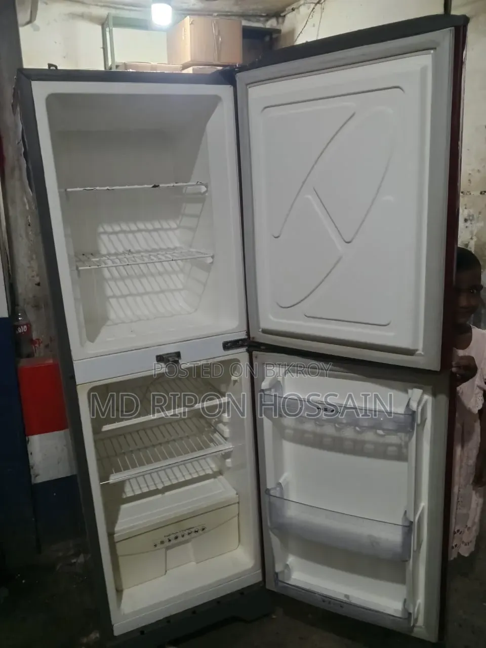 10 CFT Walton Fridge