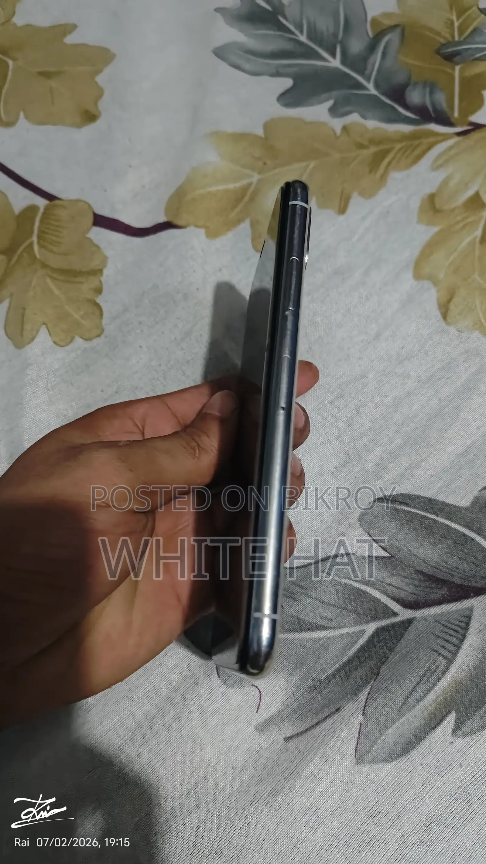 অ্যাপল আইফোন এক্সএস ২৫৬ জিবি হোয়াইট
