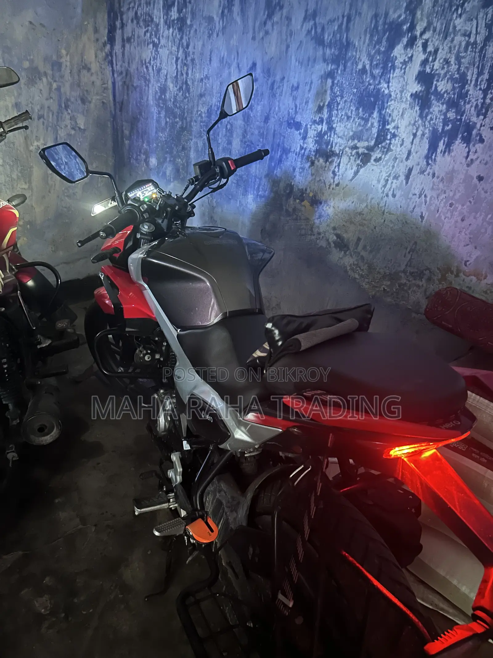 Hero Xtreme 125R 2025 Red