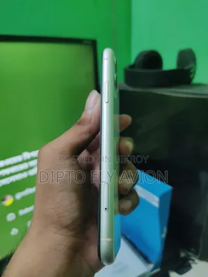 Apple iPhone 11 128 GB White