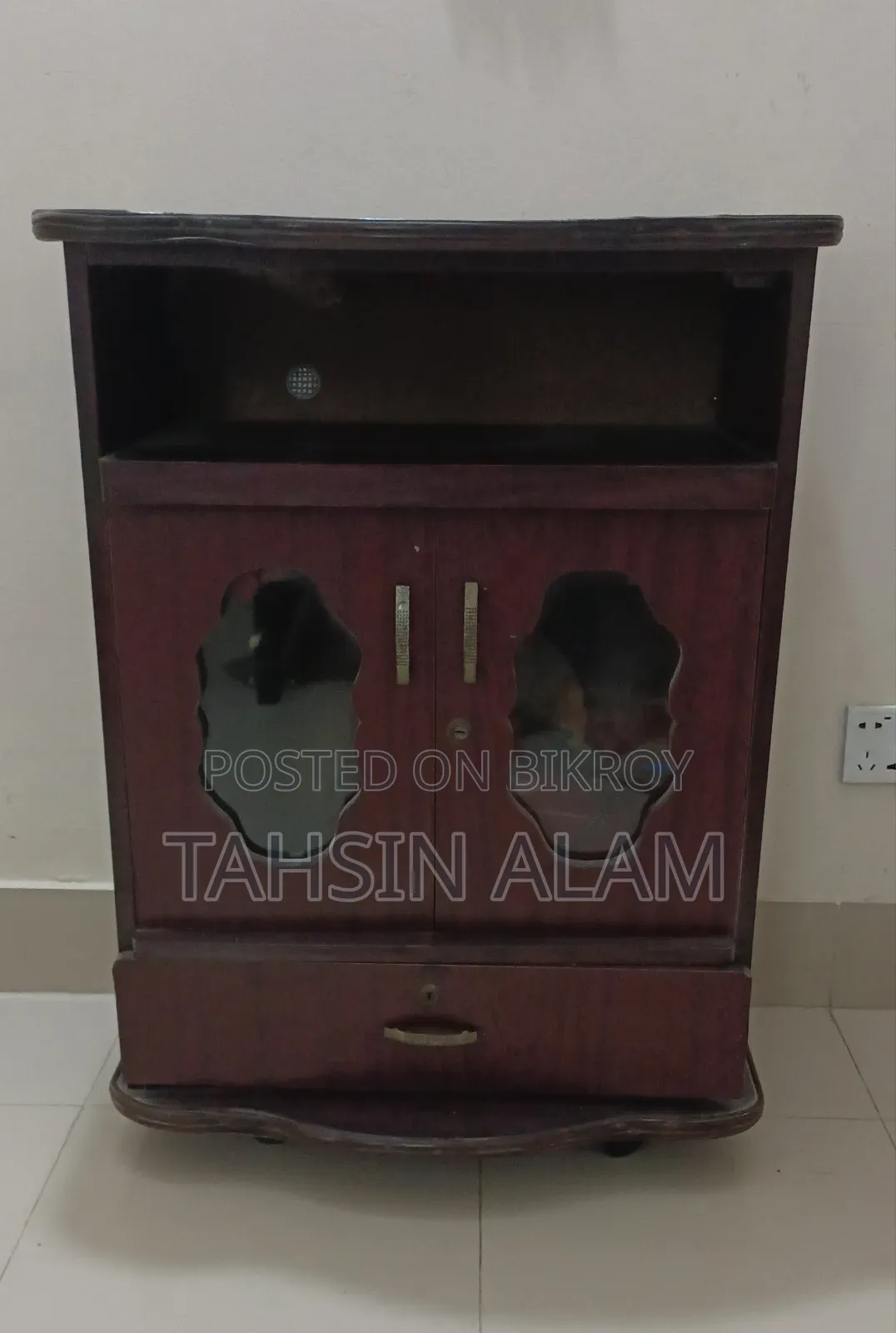 Dark Brown Board Made Tv Trolly With Cabinet Storage.