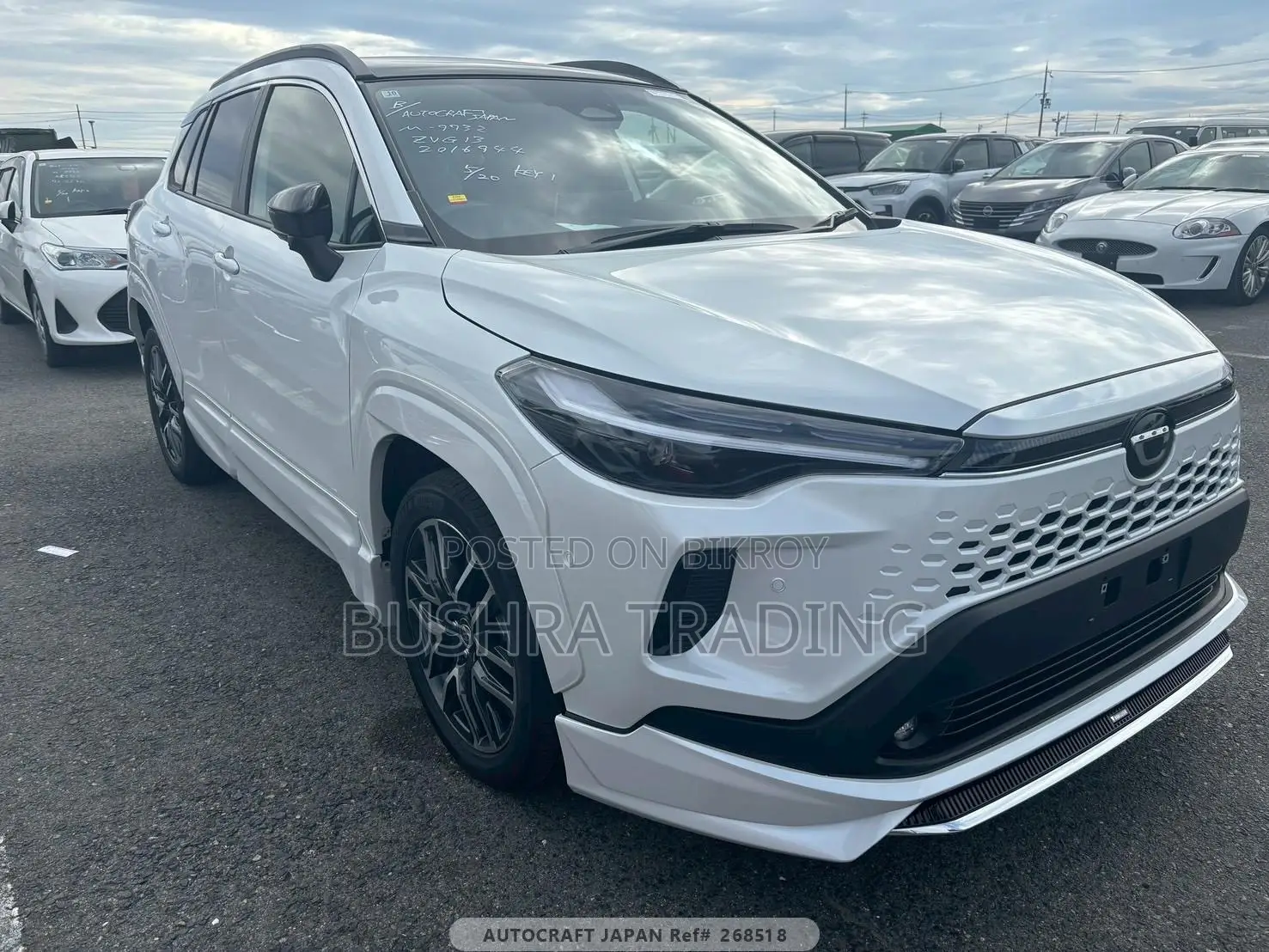 New Toyota Corolla Cross LE 2025 Pearl