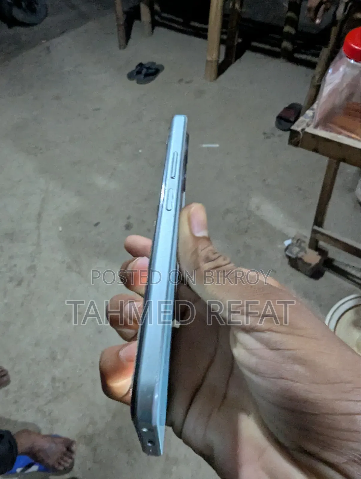 Vivo Y18 128 GB White