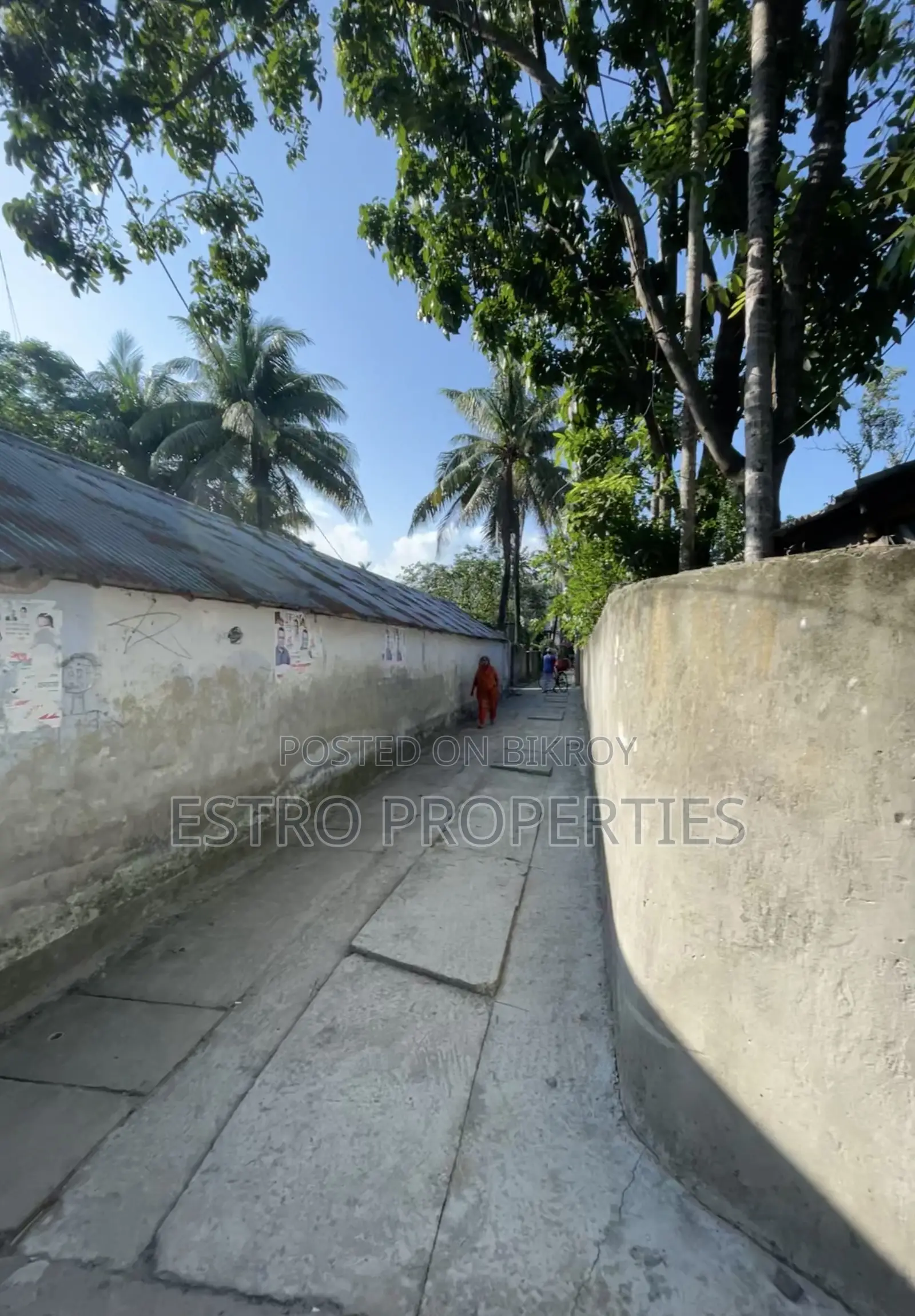 3bdrm House in পশ্চিম টুটপাড়া (২৮, Khulna Sadar for Sale