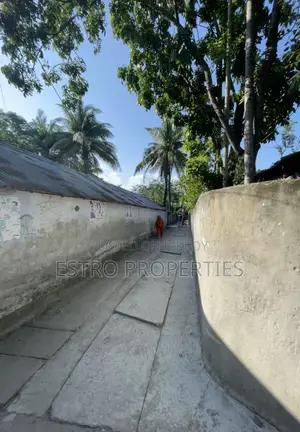 3bdrm House in পশ্চিম টুটপাড়া (২৮, Khulna Sadar for Sale