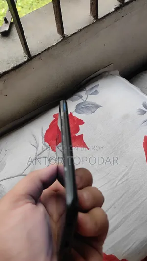 অনার ৮সি ৩২ জিবি