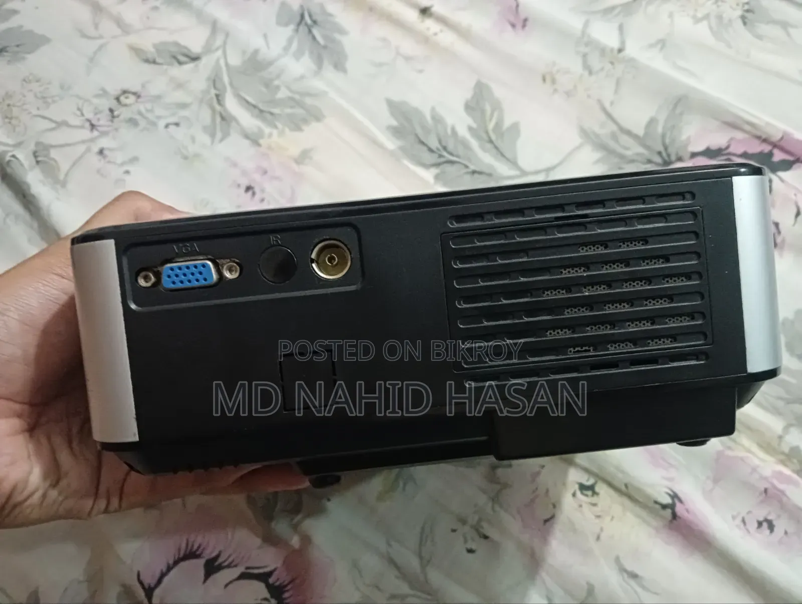 C9 Mini Projector 2,800 Lumens - Non Android