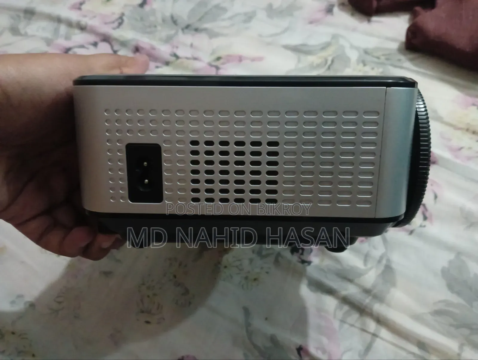 C9 Mini Projector 2,800 Lumens - Non Android