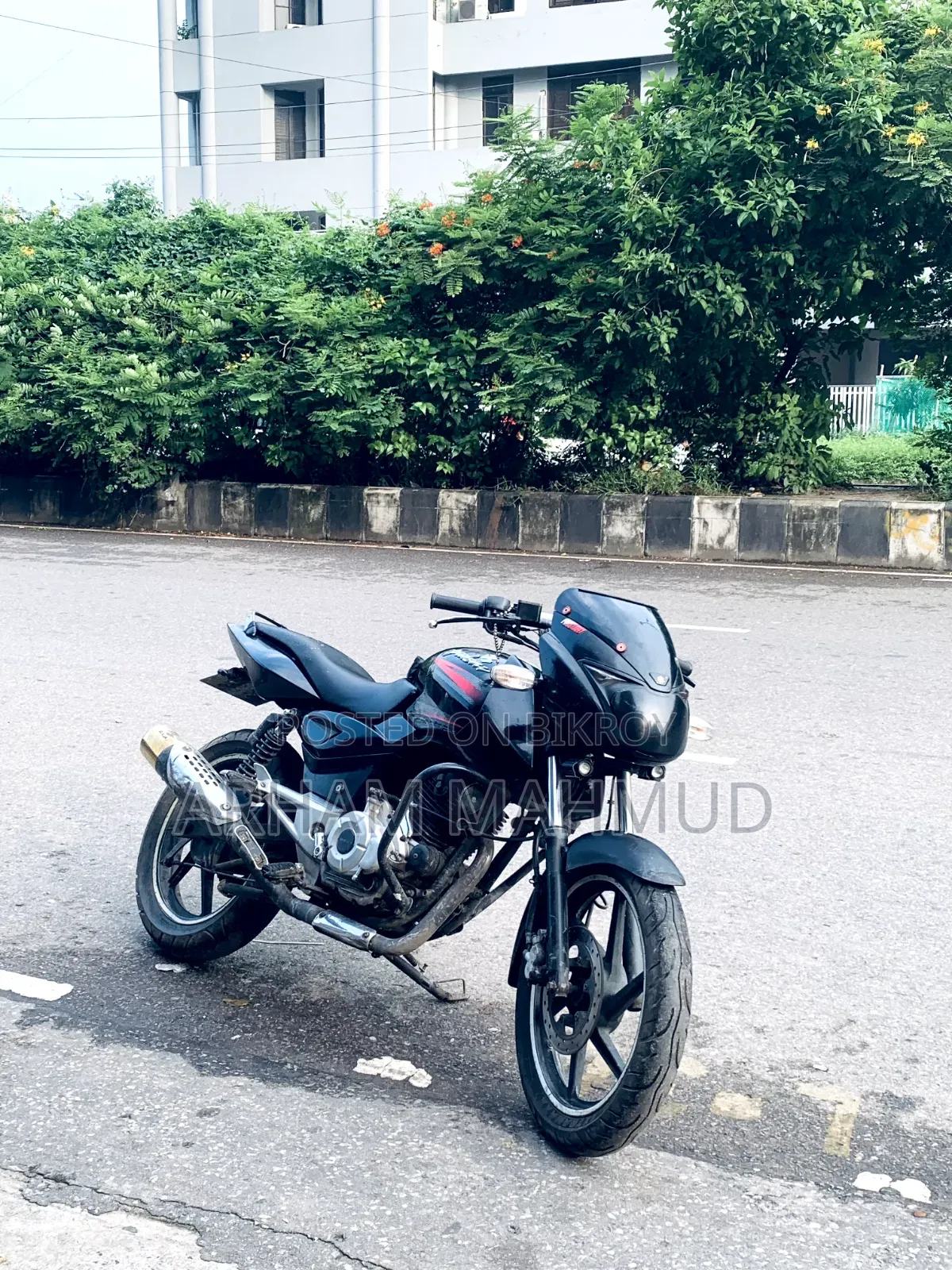 বাজাজ পালসার ১৫০ ২০১৩ কালো