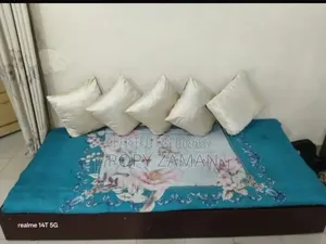Board Made Divan