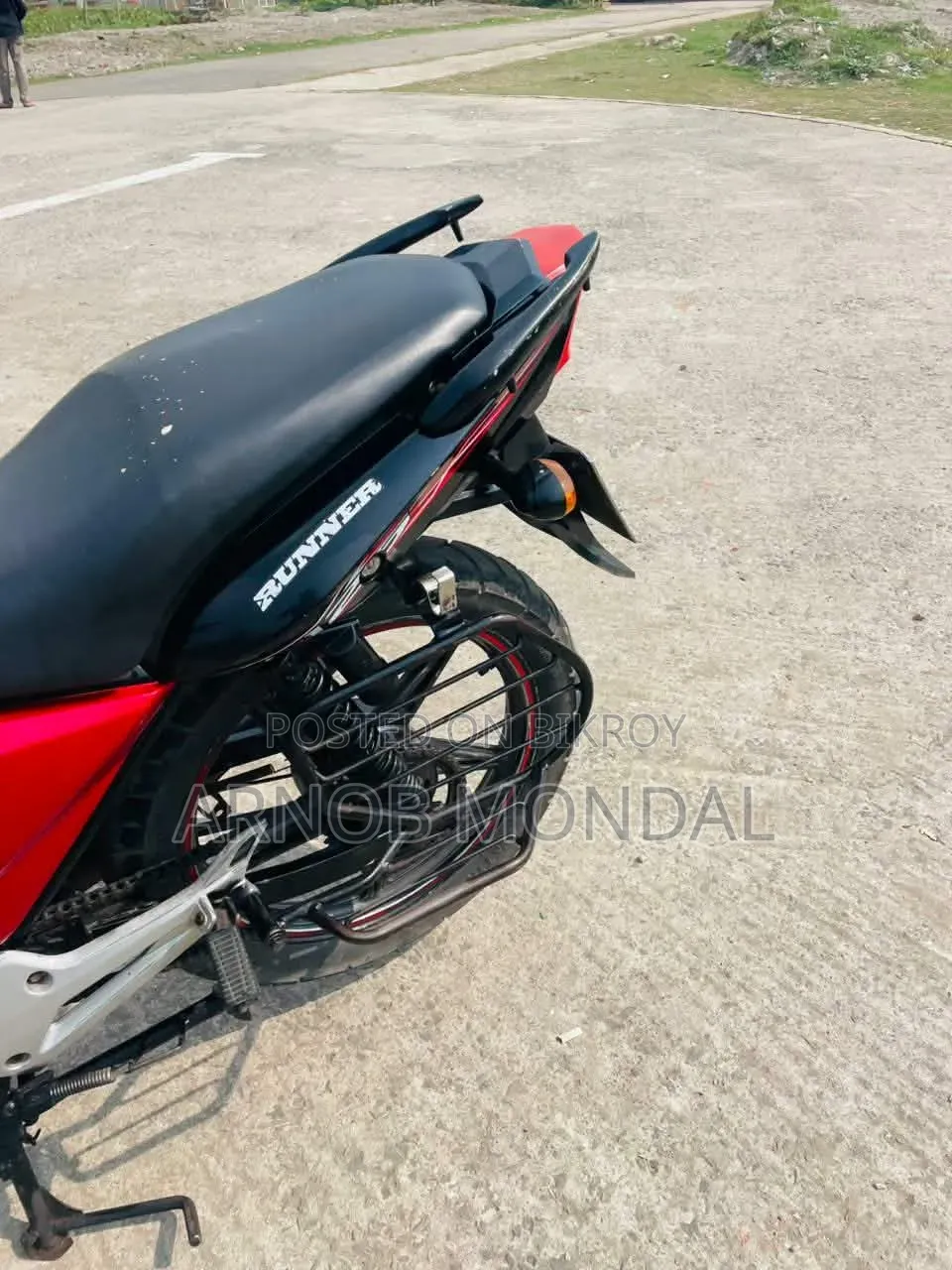 Runner Turbo 125 2018 Red