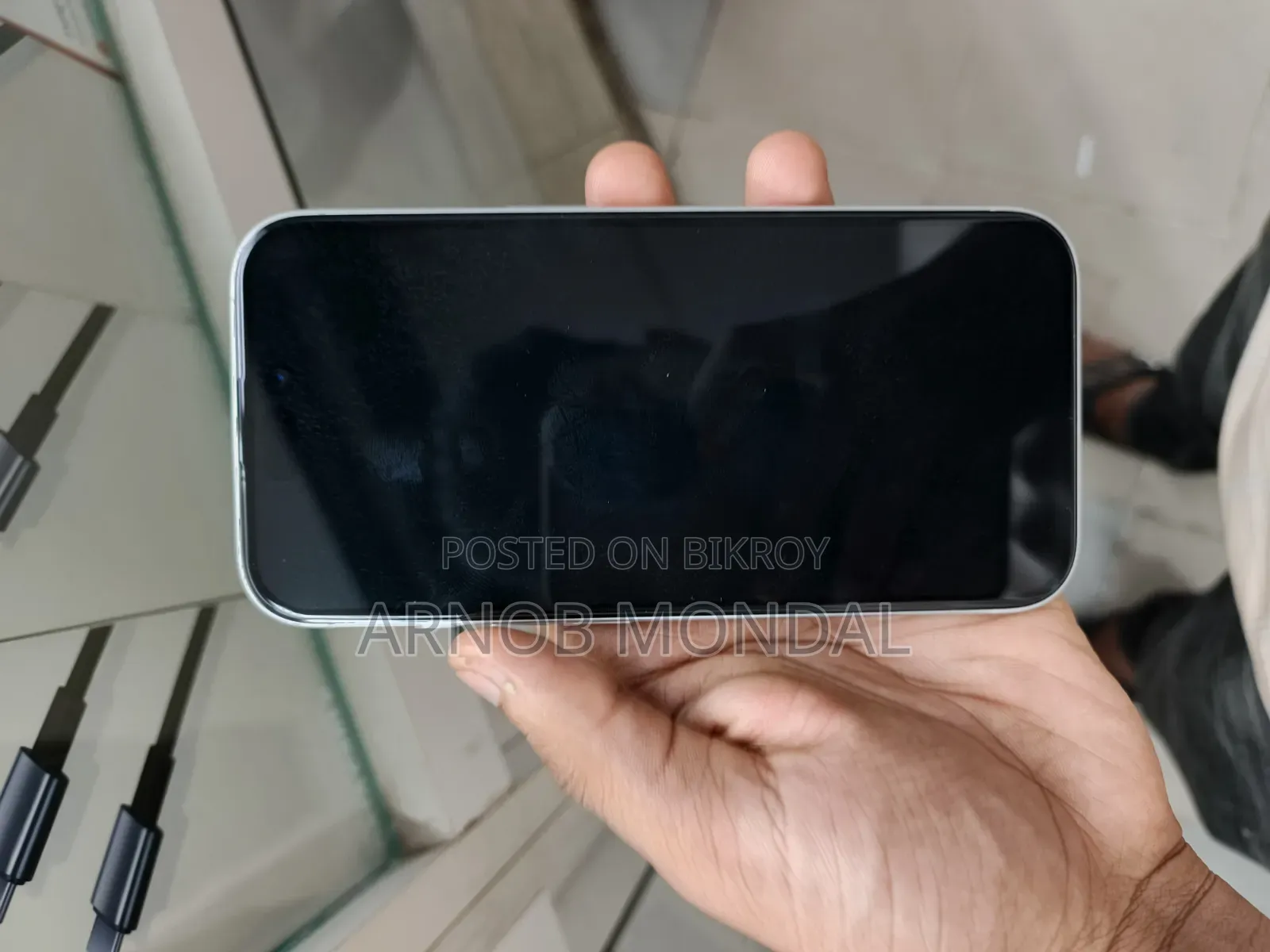 New Apple iPhone 16 128 GB White