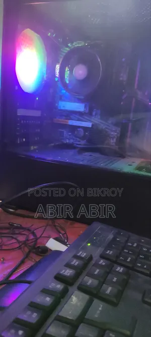 Desktop Computer MSI model 16GB AMD Ryzen 5 SSD 512GB