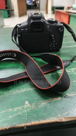 📷 Canon Eos 750d Dslr Camera With 18-55mm Is Stm Lens for sale