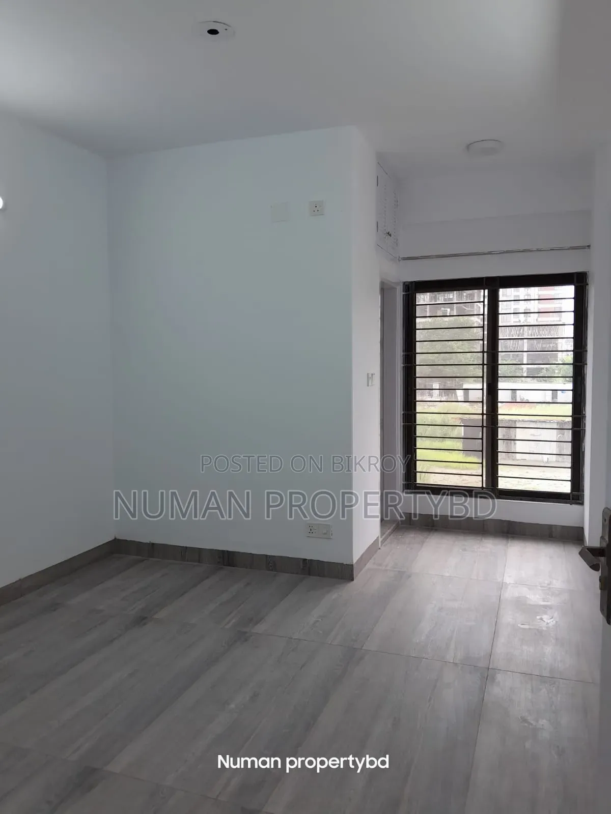 4bdrm Apartment in Numan Property Bd, Basundhara for Rent