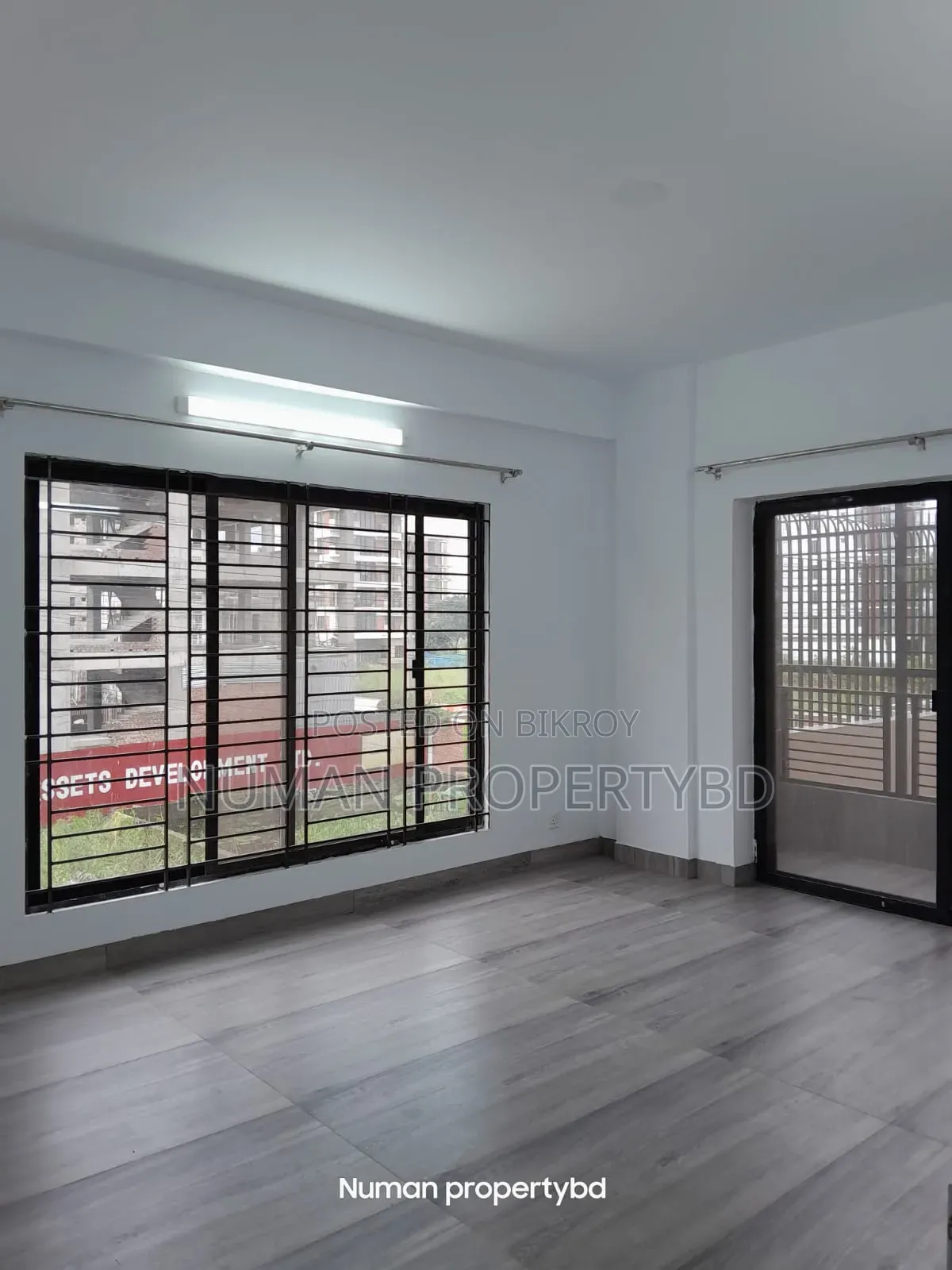 4bdrm Apartment in Numan Property Bd, Basundhara for Rent
