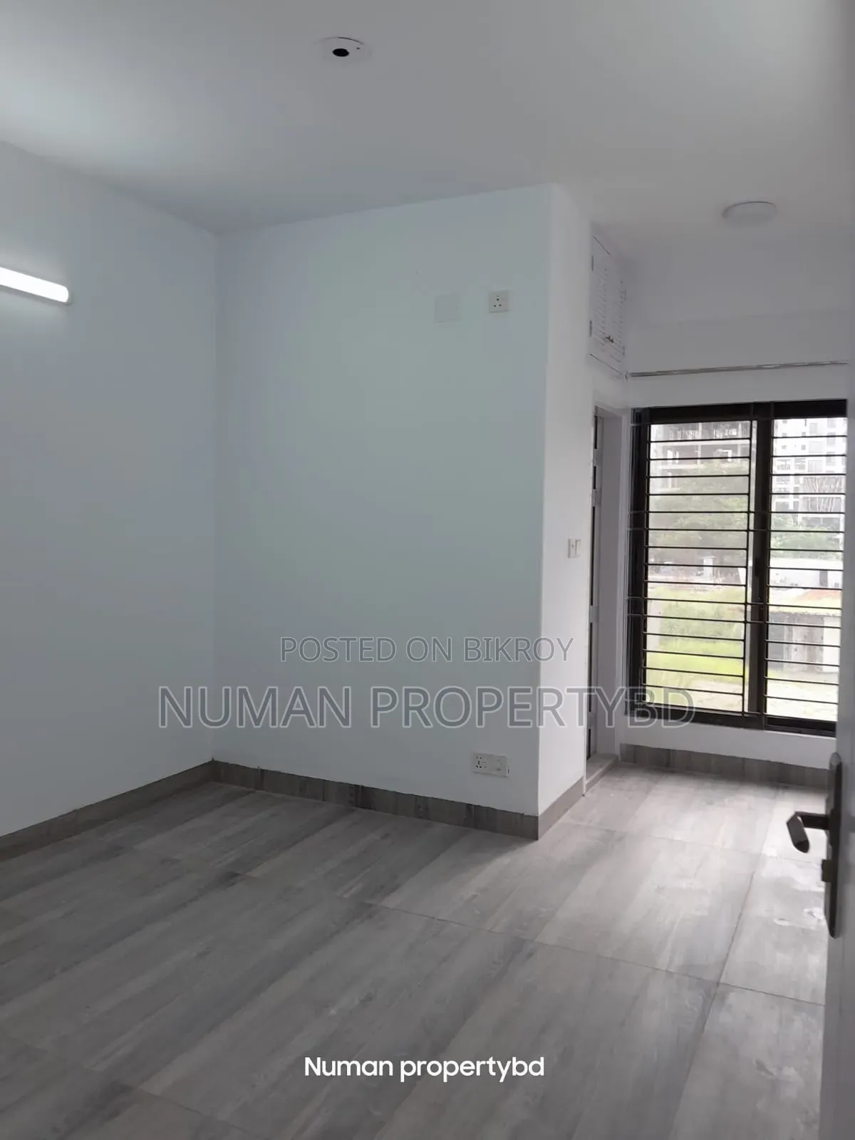 4bdrm Apartment in Numan Property Bd, Basundhara for Rent