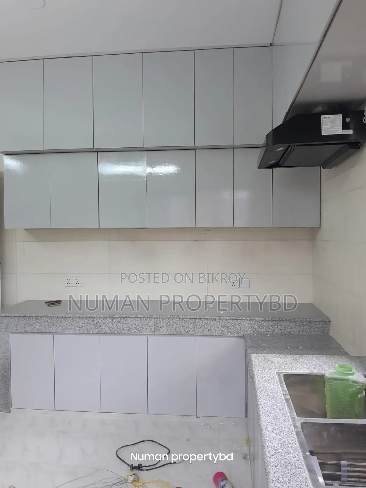 4bdrm Apartment in Numan Property Bd, Basundhara for Rent