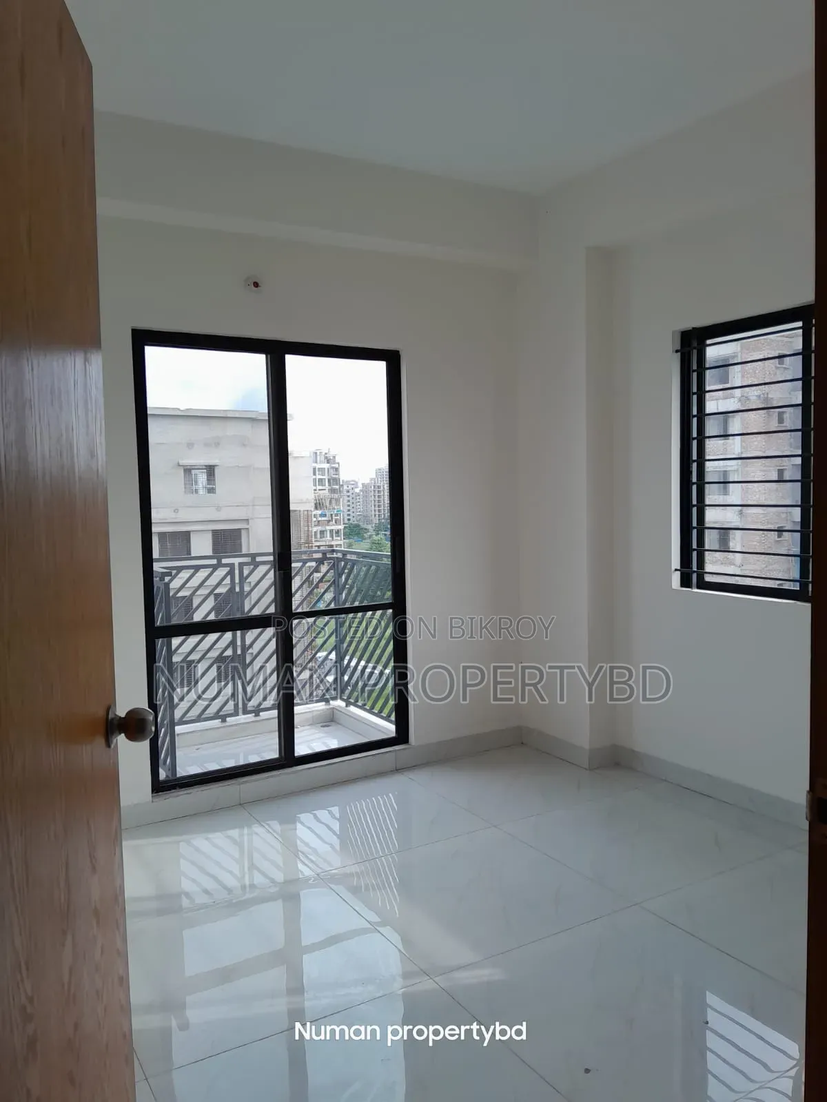 4bdrm Apartment in Numan Property Bd, Basundhara for Rent