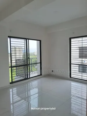 4bdrm Apartment in Numan Property Bd, Basundhara for Rent