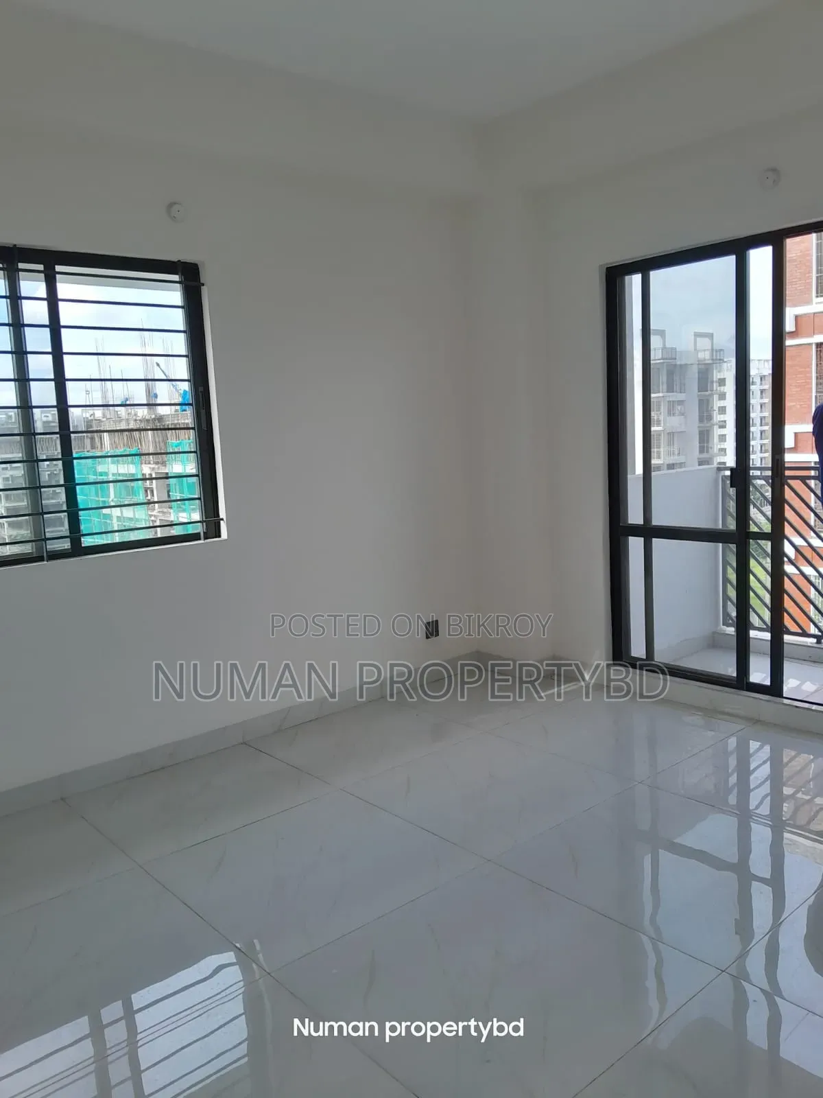 4bdrm Apartment in Numan Property Bd, Basundhara for Rent